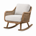 Sedia a dondolo in pelle marrone con struttura in legno