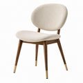 Sedia da pranzo in legno e rattan con seduta in poliestere beige
